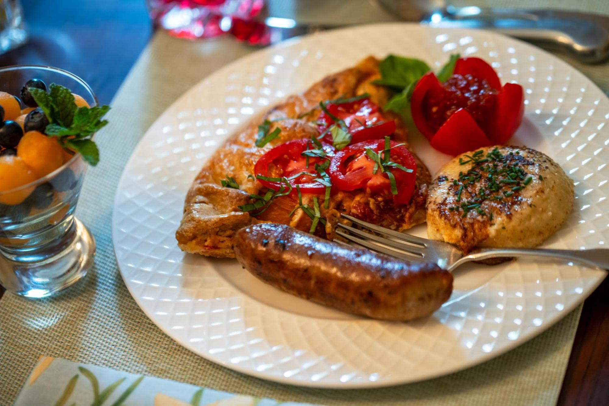 Pinecrest Bed & Breakfast Ашвил Екстериор снимка